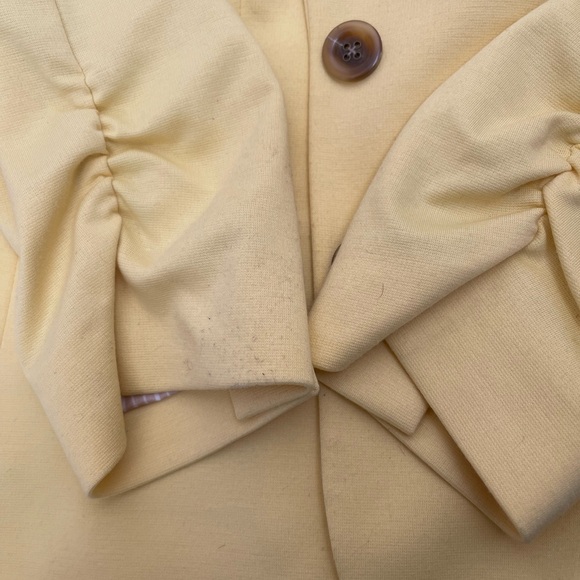 The Limited blazer in yellow - Picture 6 of 6